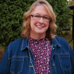 Meet your Posher, Carrie